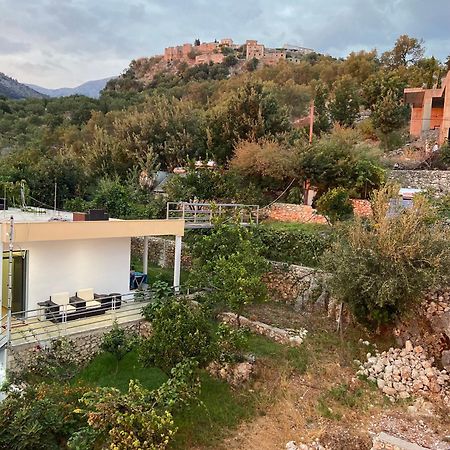 Persephone Hotel Himare Exterior photo