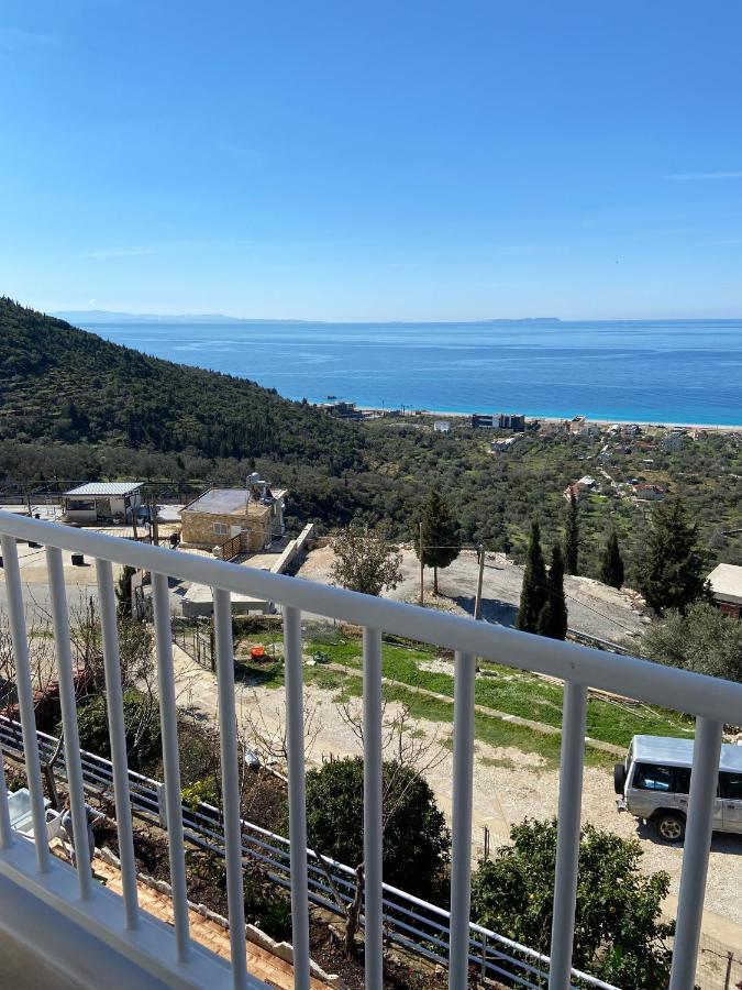 Persephone Hotel Himare Exterior photo