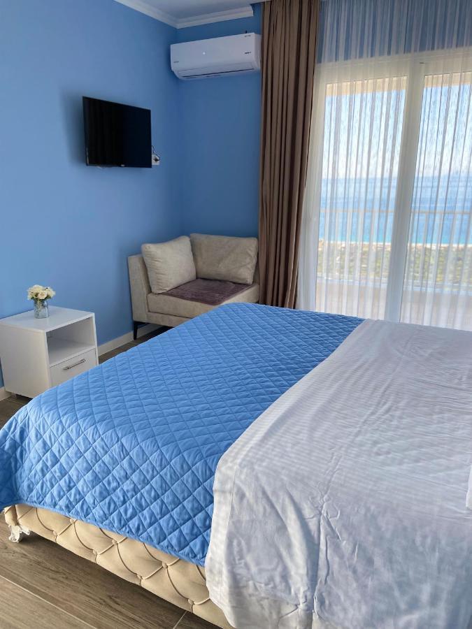 Persephone Hotel Himare Exterior photo