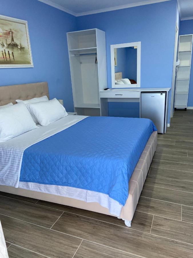 Persephone Hotel Himare Exterior photo