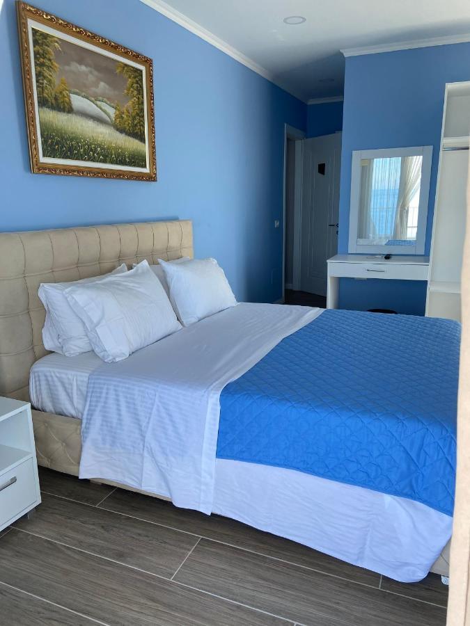 Persephone Hotel Himare Exterior photo